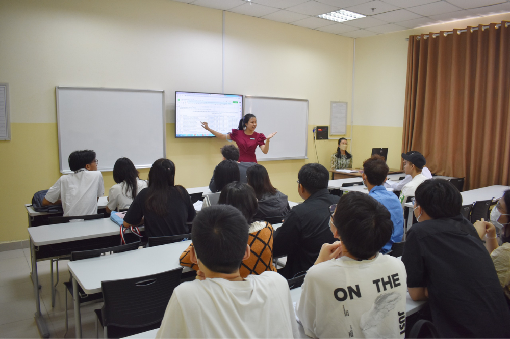 Vietnamese Foundation Program for international students 2022-2023