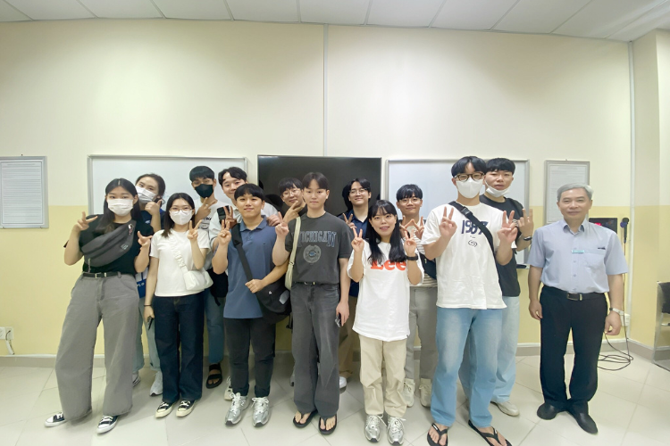 Experienced Vietnamese course for students from Republic of Korea